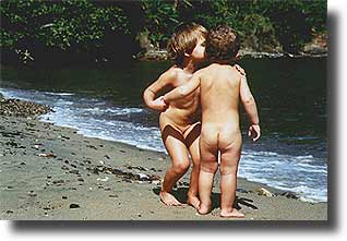 Naked kiss