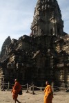 Monks explore Angkor Wat
