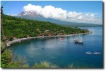 Alea and Susan returned to the Japanese wreck (Breck got sick, so the boys stayed behind). Here's the view of Agung volcano on the ride.